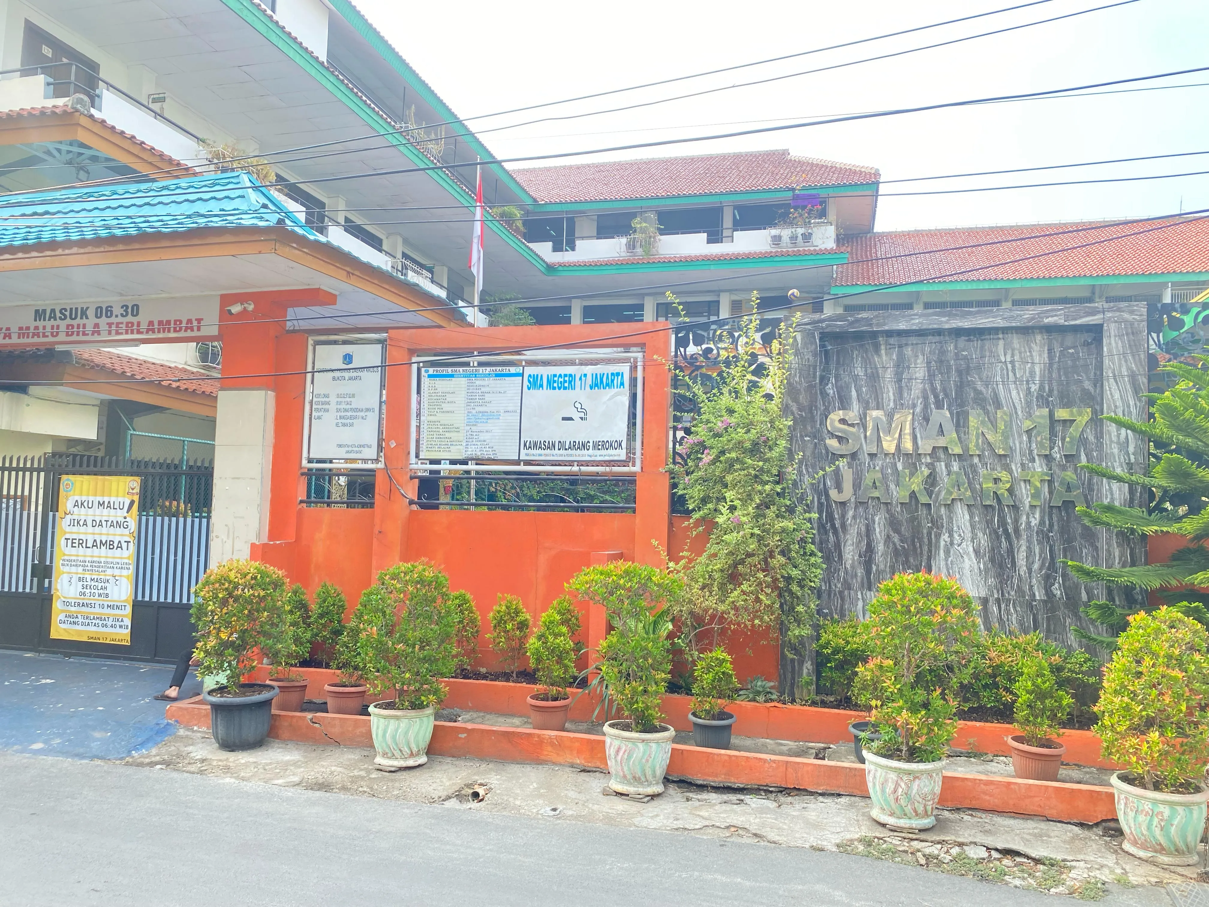 Layanan Publik
