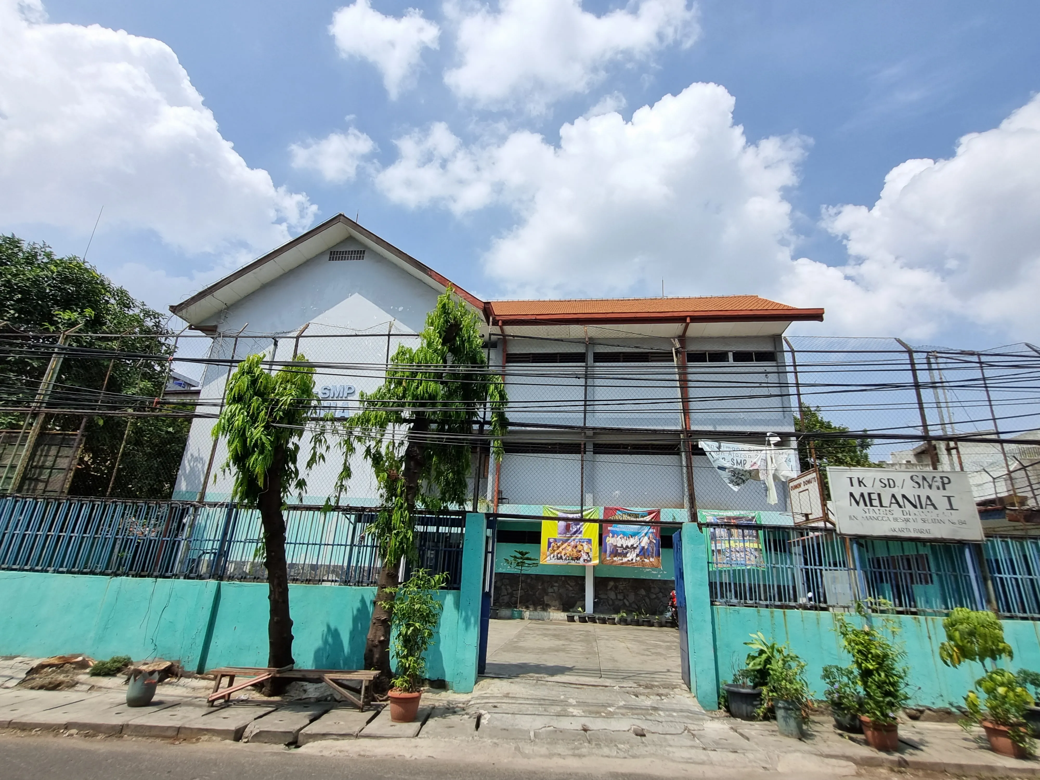 Layanan Publik